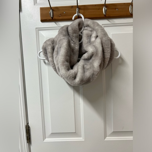 ASPEN Accessories - ASPEN FAUX FUR THICK NECK GAITER WARMER